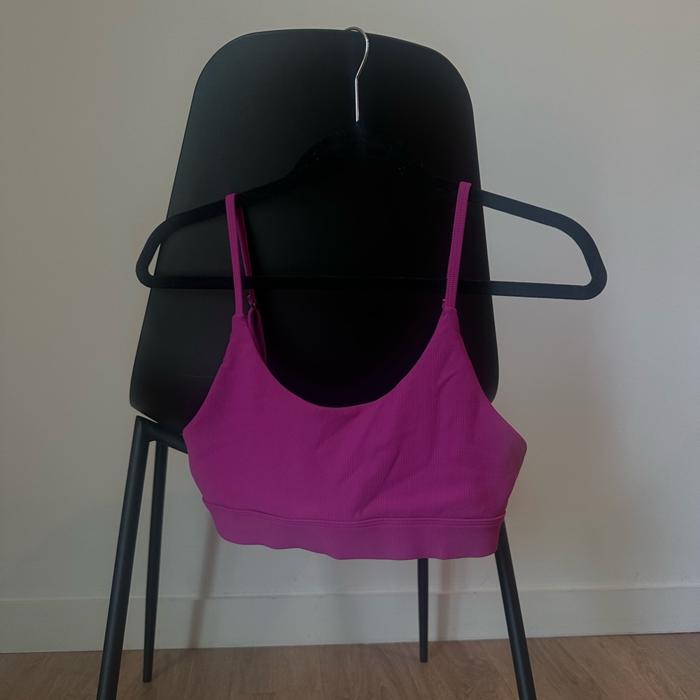 Wilo yoga sports bra